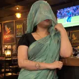Seema Professional Bangalore Housewife Photo 3 of 4