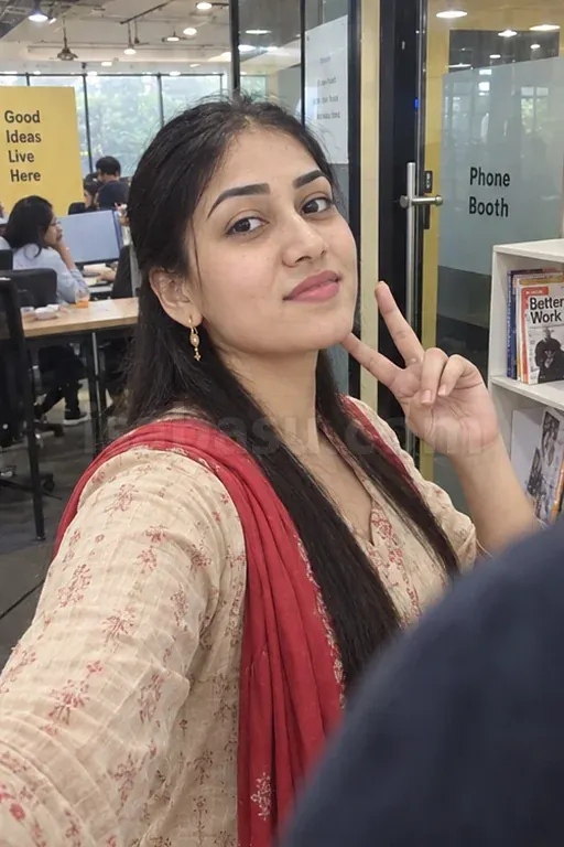 Priya Call Girls in Photo 4 of 4