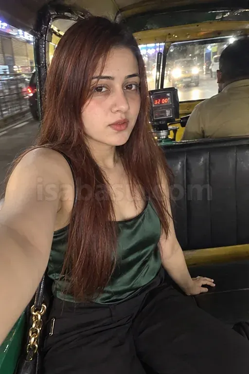 Nandini, Bangalore Escort Photo 3 of 4