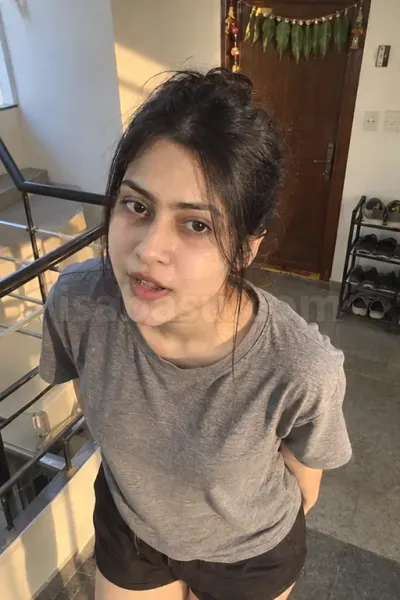 Somi Part Time Escorts Photo 1 of 4