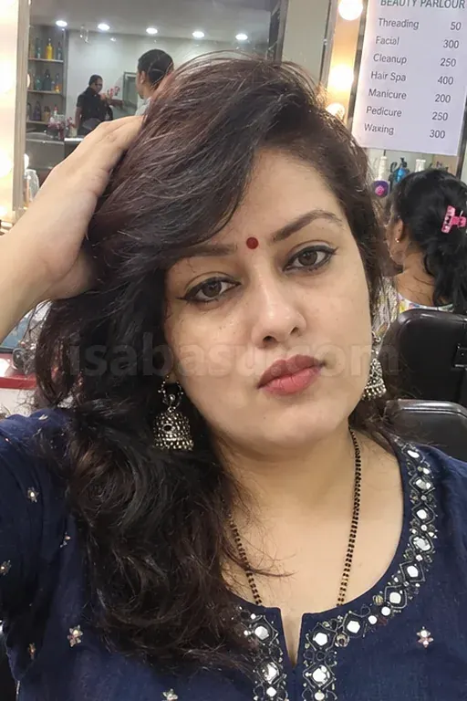 Nishaa, Mature Bhabhi Escort Photo 3 of 4