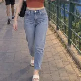 Tanuja Escort near Majestic Photo 1 of 4