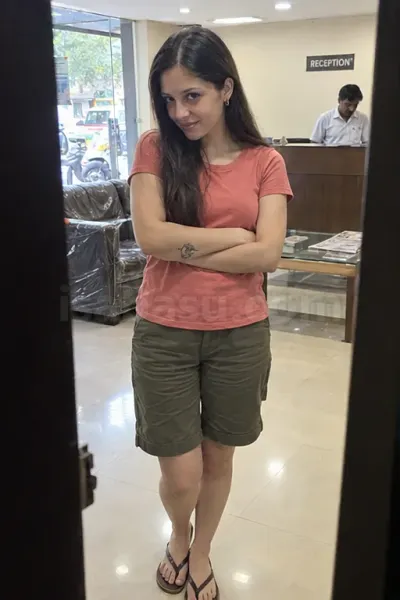 Rosy, Escort in Vijayanagar Photo 1 of 4