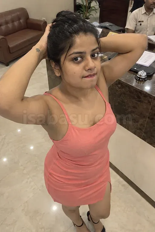 Tina Kannada Call Girl Photo 3 of 4