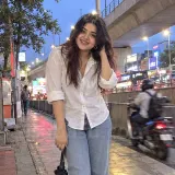 Sabiha Complete Enjoyment with Photo 1 of 4