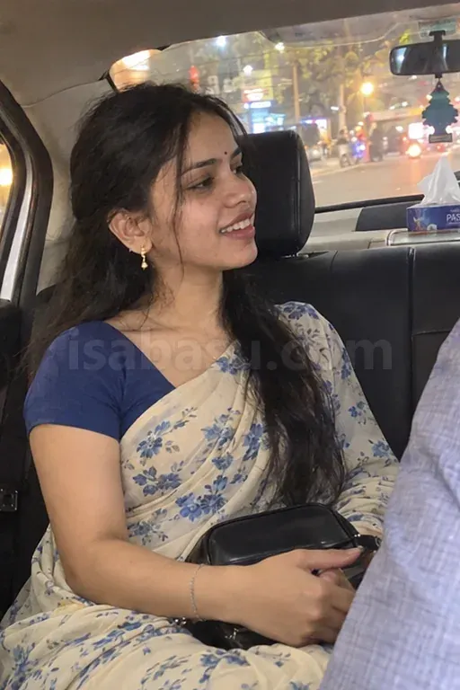 Suhani Malayalam Girl Photo 4 of 4